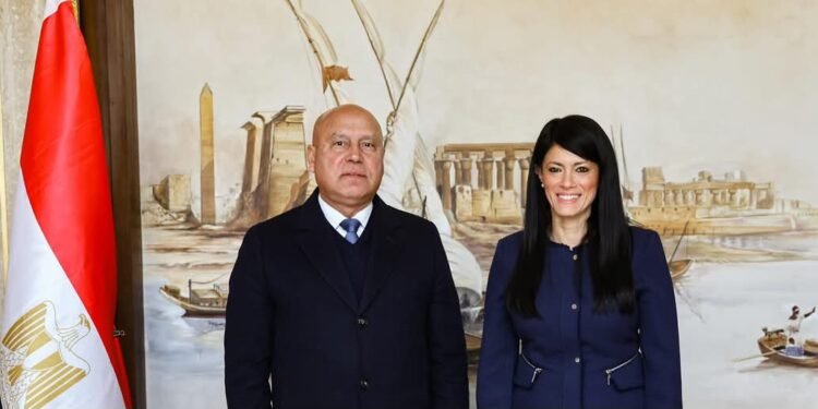 وزيرا التخطيط والنقل يناقشان الخطة الاستثمارية لقطاع النقل للعام المالي المقبل