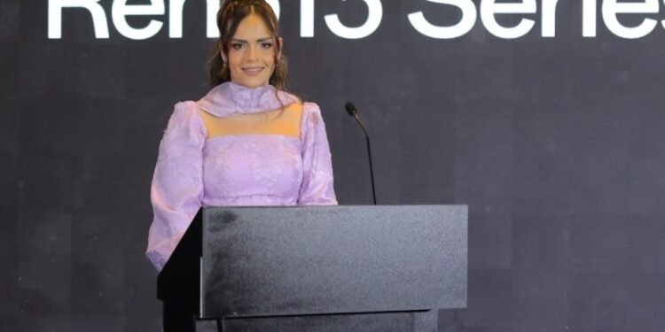 OPPO تعيد تعريف ابتكارات الهواتف الذكية المدعومة بالذكاء الاصطناعي