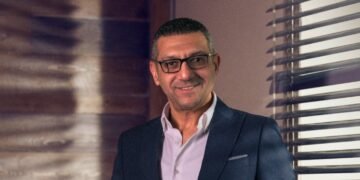 رويال للتطوير