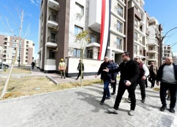 وزير الإسكان