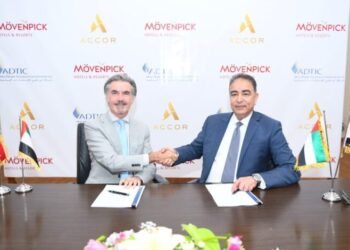 أبوظبي للاستثمارات السياحية توقع اتفاقية مع أكور الفرنسية باستثمارات 2.5 مليار جنيه