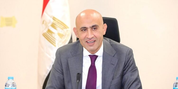 وزير التربية والتعليم يصدر قرارًا بمنح المدارس أجازة أسبوعًا بمناسبة عيد الفطر المبارك
