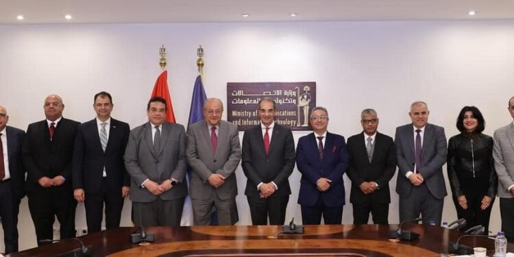 وزير الاتصالات: ارتفاع نسبة إشغال المناطق التكنولوجية لتصل إلى 81%