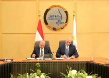 وزارة النقل وجهاز تنمية المشروعات يوقعان مذكرة تفاهم لدعم إقامة مشروعات صغيرة ومتوسطة للشباب