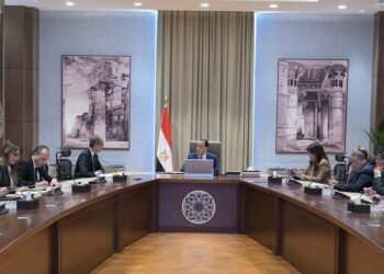 رئيس الوزراء يتابع جهود تنفيذ مستهدفات الدولة في مجال التحول الرقمي