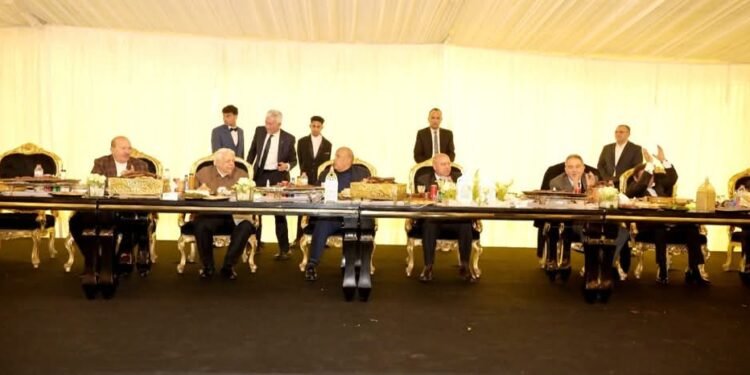 وزير الصناعة يناقش مع شركات الحديد خطط تلبيه احتياجات السوق والصادرات