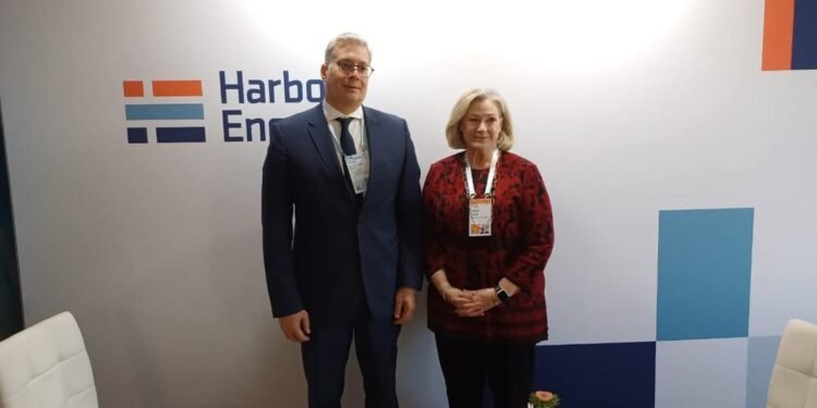 وزير البترول يبحث مع “هاربور إنيرجي” خطط زيادة إنتاج الغاز الطبيعي فى مصر