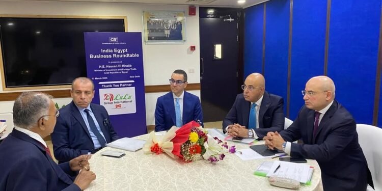 وزير الاستثمار يبحث خطط مجموعة Lulu الهندية للتوسع في مصر