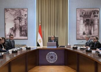 رئيس الوزراء يتابع سير الأعمال في مشروع توسعة كورنيش الإسكندرية