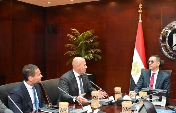 وزير الاستثمار يبحث مع الشريك المصري لـ«CSCEC» الصينية مستجدات مشروع «اطلس»
