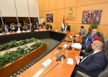 وزير الإسكان يوجه بسرعة الانتهاء من تنفيذ الوحدات المتبقية بعدد من المشروعات لتسليمها للحاجزين