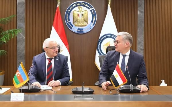  البترول: بحث فرص إقامة تعاون استراتيجي مشترك بين مصر وأذربيجان في مجال البترول والغاز