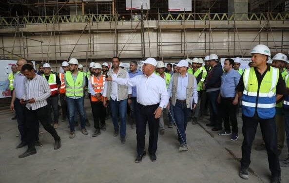 كامل الوزير: شبكة القطار الكهربائي السريع تساهم في خلق محاور لوجيستية تربط بين البحر الأحمر والمتوسط