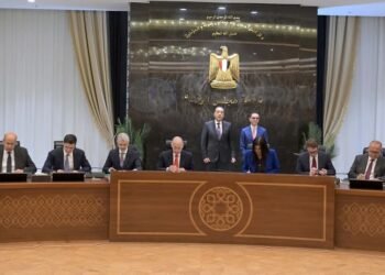 الحكومة توقع اتفاقيات تعاون لطرح مجموعة من شركات جهاز مشروعات الخدمة الوطنية