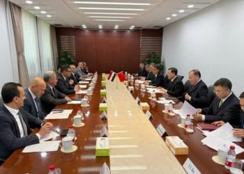 وزير الإسكان يلتقي نظيره الصيني في “بكين ” لبحث سبل التعاون المستقبلي