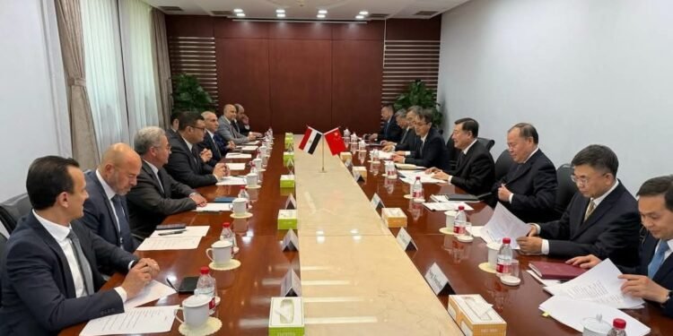 وزير الإسكان يلتقي نظيره الصيني في “بكين ” لبحث سبل التعاون المستقبلي