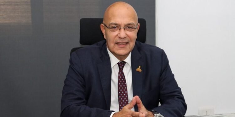 أحمد صبور: 6 مليون موظف يعملون فى القطاع العقاري بمصر