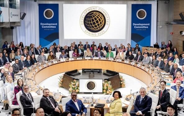 المشاط: السياحة والصناعات قطاعات محفزة للتشغيل على رأس أولويات الدولة 