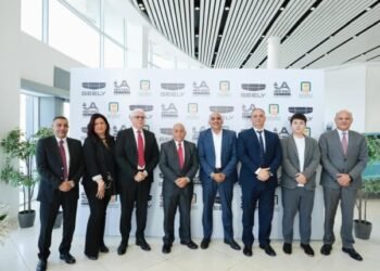 البنك الأهلي المصري يوقع بروتوكول مع مجموعة أبو غالي موتورز لتوريد وتسليم سيارات «جيلي» بمصر