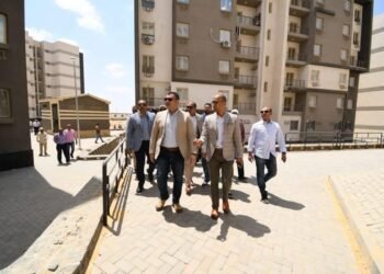وزير الإسكان يتفقد مشروع “سكن مصر” بأرض المعارض بالقاهرة الجديدة