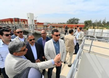 وزير الإسكان ومحافظ الشرقية يتفقدون مشروعات المياه والصرف الصحي بالمحافظة