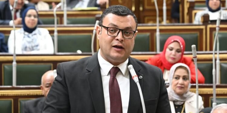 وزير الإسكان: مشروع قانون تنظيم مرفق مياه الشرب من أهم تشريعات دعم استدامة الموارد