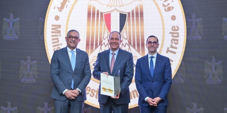 “هوتاماكي إيجيبت” تحصد الرخصة الذهبية لإنشاء مصنع لحلول التعبئة المستدامة باستثمارات 1.47 مليار جنيه