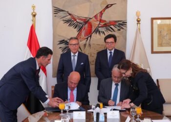 البنك الأهلي المصري ووزارة الثقافة يوقعان بروتوكول تعاون لتشغيل مبنى “السلطان حسين”