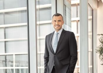 إي اف چي القابضة تحقق إيرادات بقيمة 5.6 مليار جنيه في الربع الأول من 2025