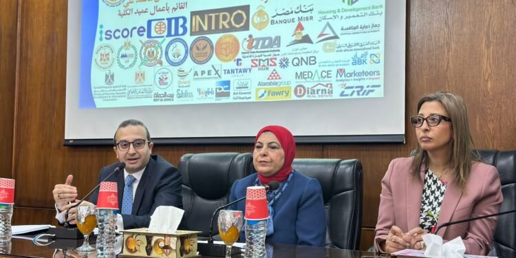 الرقابة المالية تشارك في ملتقى التوظيف بكلية الاقتصاد والعلوم السياسية بجامعة القاهرة