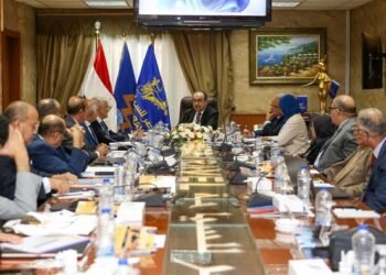 وزير قطاع الأعمال: دراسة إنشاء فنادق جديدة في عدد من المدن منها بورسعيد والمحلة الكبرى