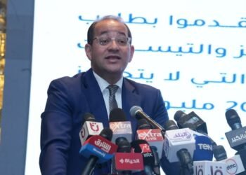 المالية: الإيرادات الضريبية زادت خلال 11 شهرًا بنسبة 36%؜ بنحو 500 مليار جنيه إضافية