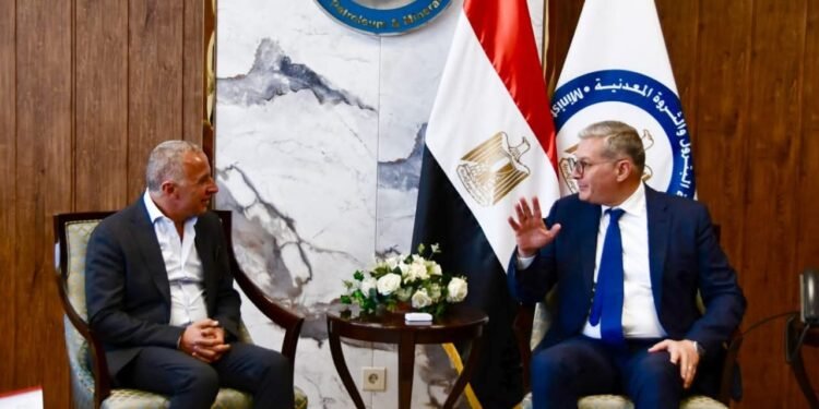 وزير البترول يبحث مع مجموعة السويدي إليكتريك تعزيز التعاون المشترك فى قطاعي البترول والتعدين
