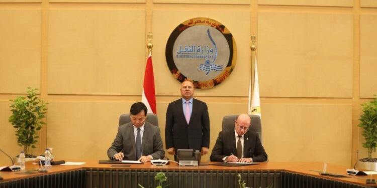 النقل تنفذ خطة لوصول أسطول السفن التجارية بالشركات التابعة لها إلى 36 سفينة بحلول عام 2030