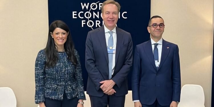 المشاط : نسير بخطوات متسقة نحو تحول اقتصادي ونمو يقوده القطاع الخاص المحلي والأجنبي