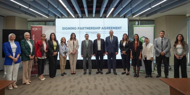 بنك التعمير والإسكان يوقع بروتوكول تعاون مع مؤسسة السويدي بمساهمات 7 مليون جنيه