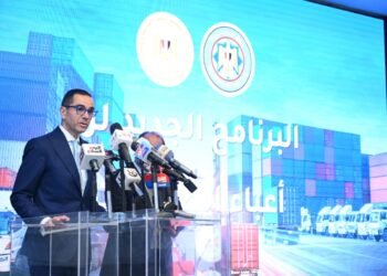 الاستثمار : مضاعفة موازنة برنامج  رد أعباء الصادرات الجديد من 23 ملياراً إلى 45 مليار جنيه