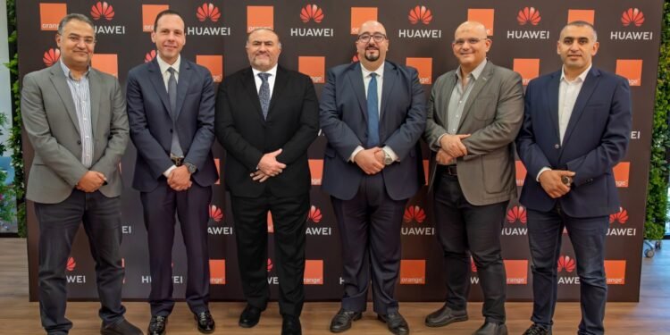 أورنج مصر وهواوي تتعاونان لإطلاق شبكات الجيل الخامس في مصر