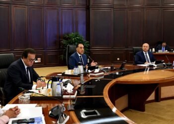 الحكومة تعتمد استراتيجية لدعم الحرف اليدوية وتوطين الصناعة ضمن جهود التنمية المستدامة