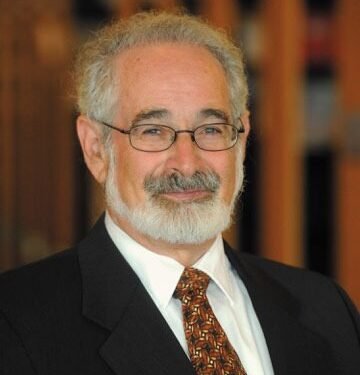 خبراء دوليون: التجارة غير المشروعة تكبد الاقتصاد العالمي خسائر تقدر بـنحو 40 مليار دولار سنوياً