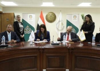 البنك الأهلي المصري يوقع بروتوكول تعاون مع وزارة التربية والتعليم