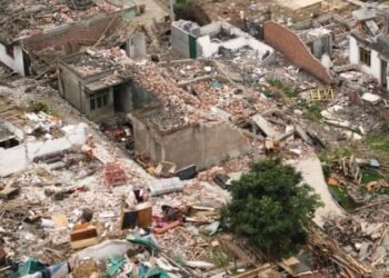 الكوارث الطبيعية تكلف العالم 131 مليار دولار بالنصف الأول من 2025