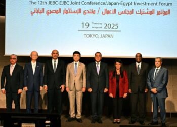 رئيس الوزراء: 550 مليار دولار استثمارات في البنية التحتية لتيسير أعمال الشركات