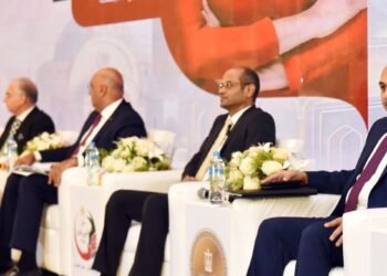 رئيس البورصة: تسهيلات جديدة لجذب استثمارات المصريين بالخارج ودعم الاقتصاد الوطني