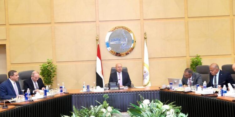 وزير النقل: خطة لتطوير شركات النقل البحري والوصول لـ30 سفينة تجارية بحلول 2030