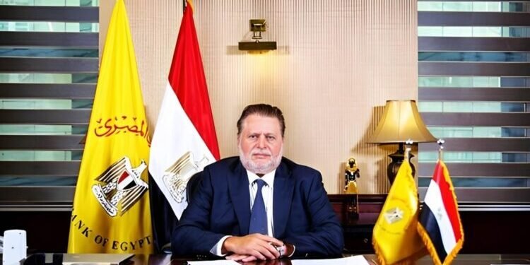 السيسي يجدد تكليف حسن عبد الله قائمًا بأعمال محافظ البنك المركزي لمدة عام جديد