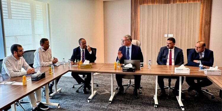 وزير البترول يدعم توسع الشركات المصرية في مشروعات الطاقة بالإمارات