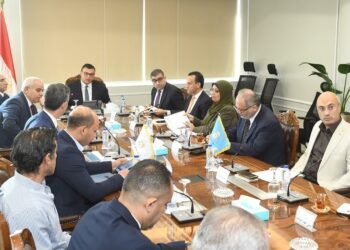 وزير الإسكان يبحث مع “السعودية المصرية للتعمير” فرص استثمارية وتسويق مشروعات بالمدن الجديدة