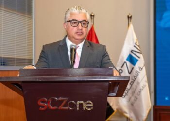 اقتصادية قناة السويس والتمثيل التجاري يوقعان بروتوكول تعاون للترويج وجذب الاستثمارات الأجنبية