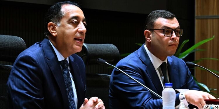 رئيس الوزراء: استعادة المظهر الحضاري للمدن الجديدة أولوية قصوى